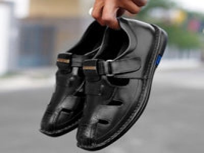 Bacca Bucci Mens MADRAS Close Toe Leather Outdoor Sandal Floater Open Shoes