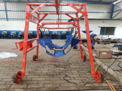 COW LIFTING MACHINE