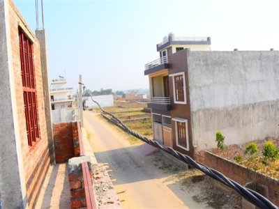 Plot For Sale In Gomti Nagar Extension