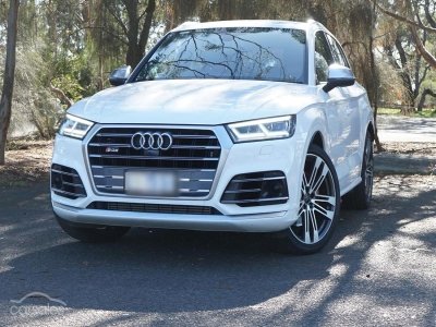 Audi SQ Auto quattro 
