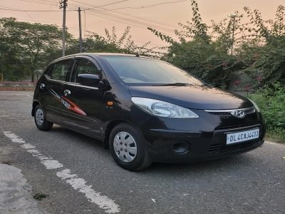 Hyundai Black Luxury Car