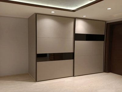 Light colour Wooden Almirah