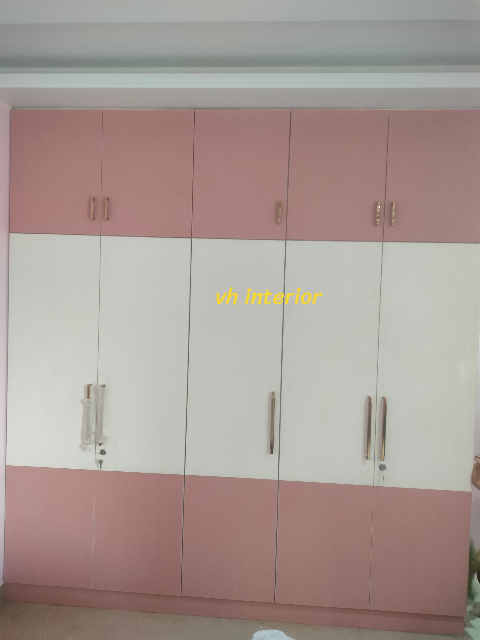 Vh nterior  and decorators 