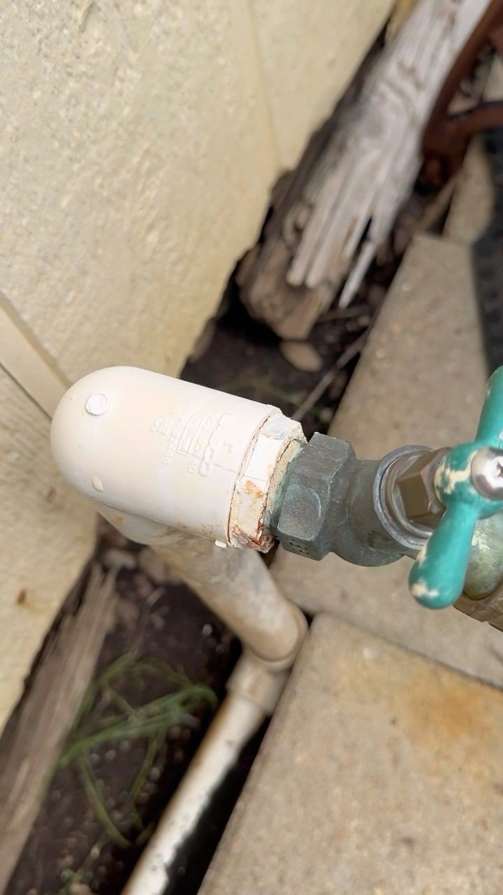 NEED A PLUMBER IN NOIDA 