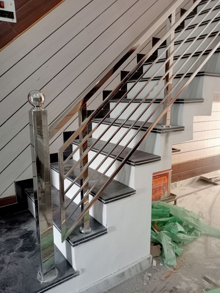 STAINLESS STEEL RAILING FABRICATORS 