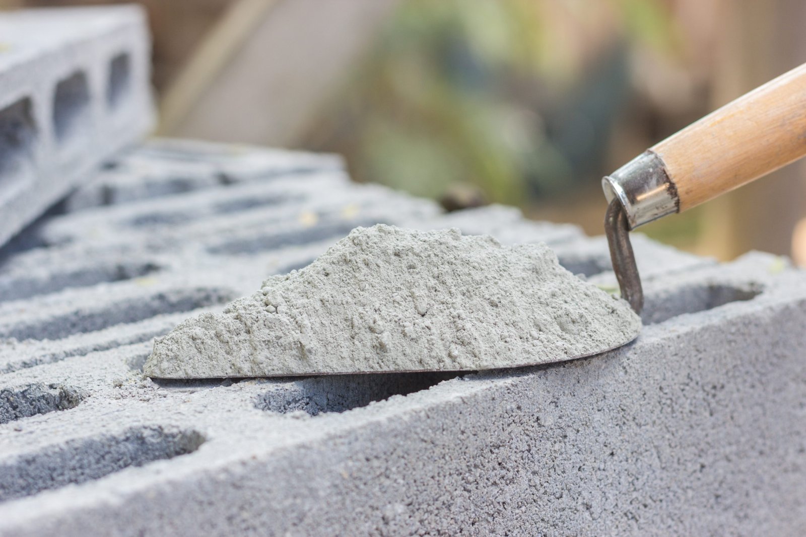 Ambuja Cement in delhi Latest price reliable deal dealers