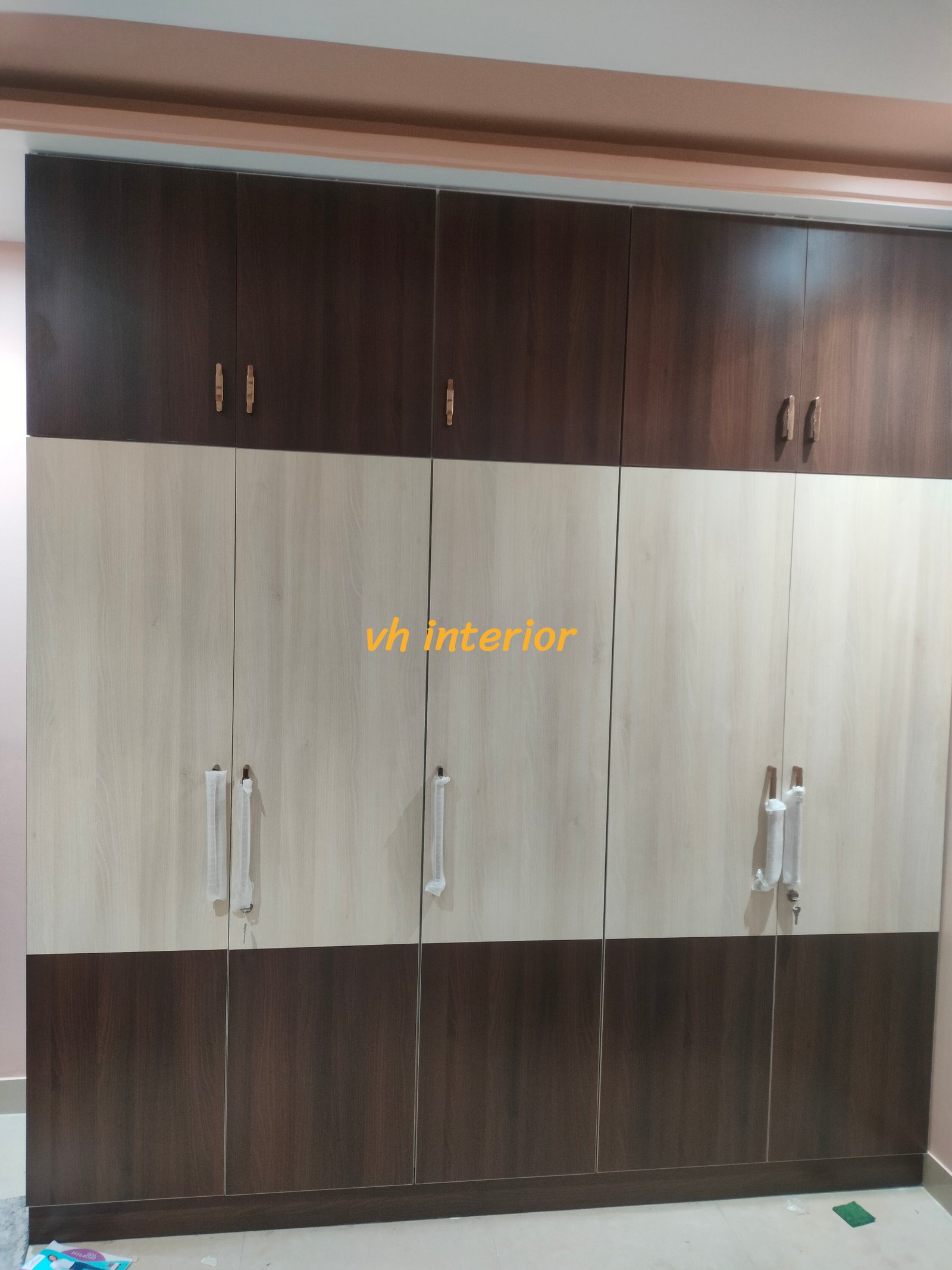 Vh nterior  and decorators 