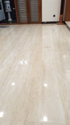 FLOORING CONTRACTORS 