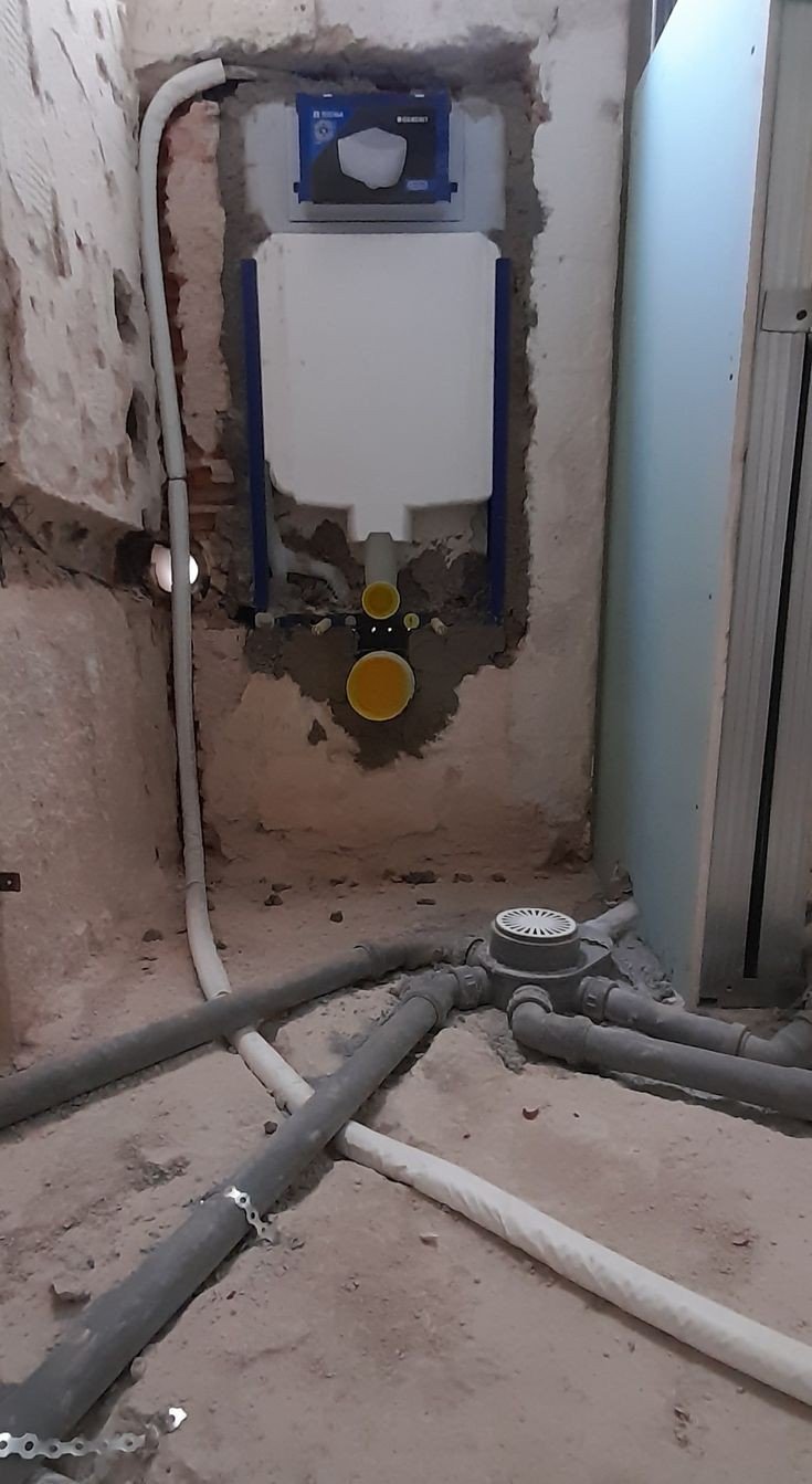 NEED A PLUMBER IN NOIDA 