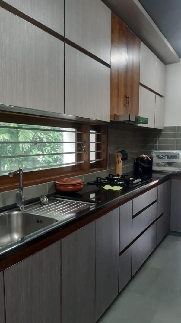 INTERIOR DECORATOR FOR KITCHEN 