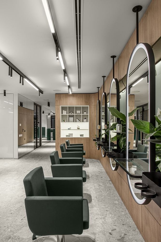 THE MAKEOVER PLACE 