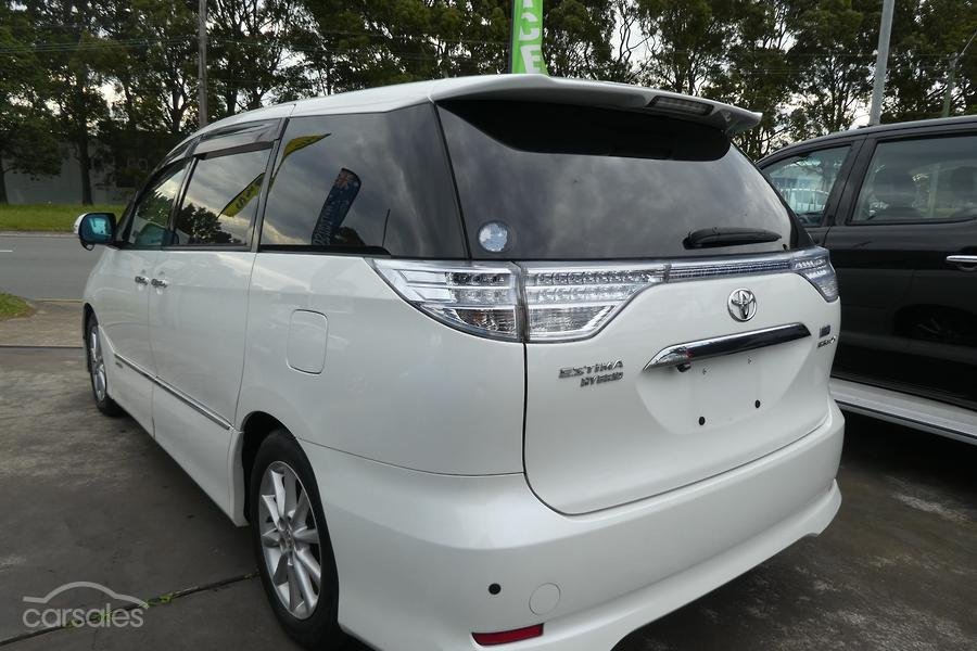 Toyota Estima X Hybrid Auto AWD