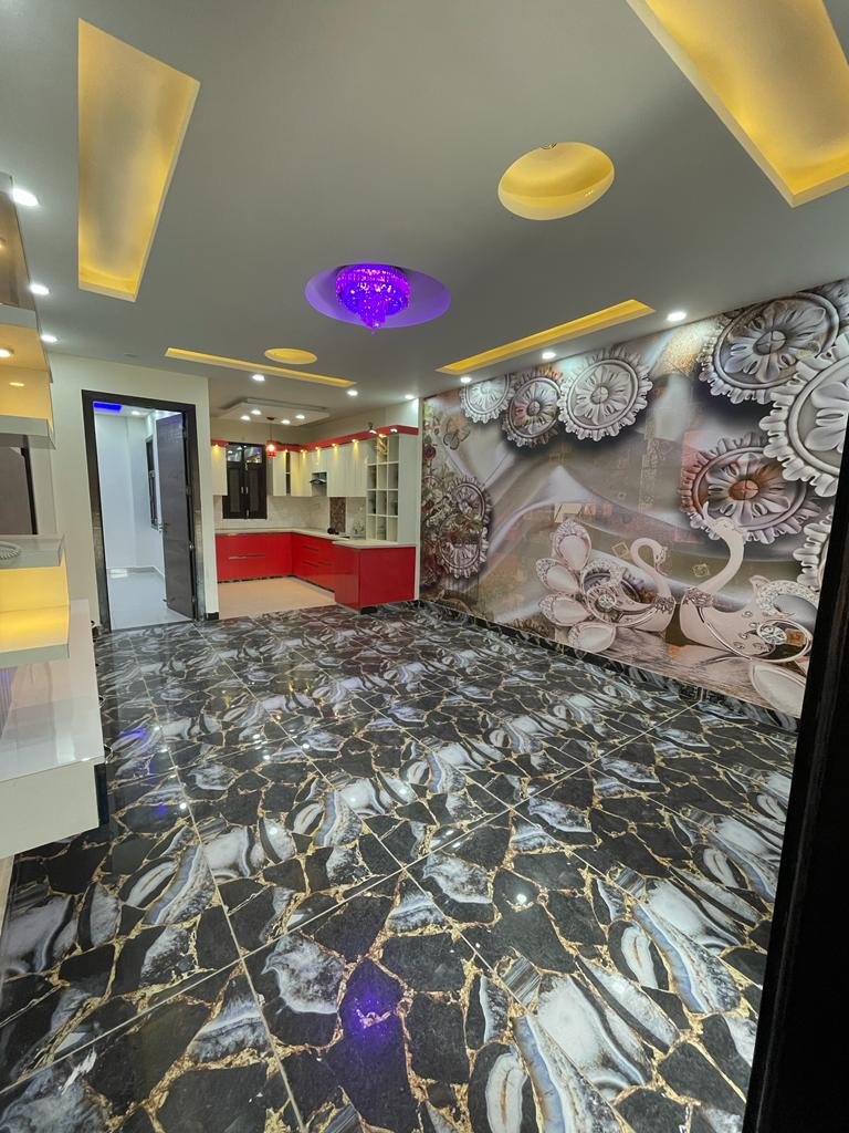 3 BHK FLAT IN UTTAM NAGAR  110 GAJ NEAR METRO  SAINIK NAGAR  MR 23