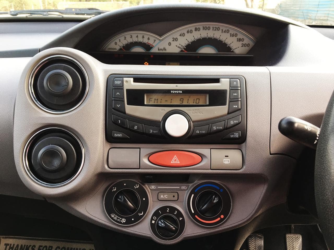 TOYOTA ETIOS V