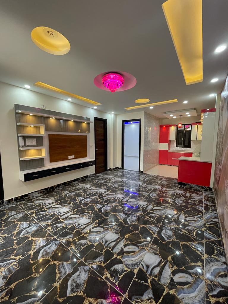 3 BHK FLAT IN UTTAM NAGAR  110 GAJ NEAR METRO  SAINIK NAGAR  MR 23