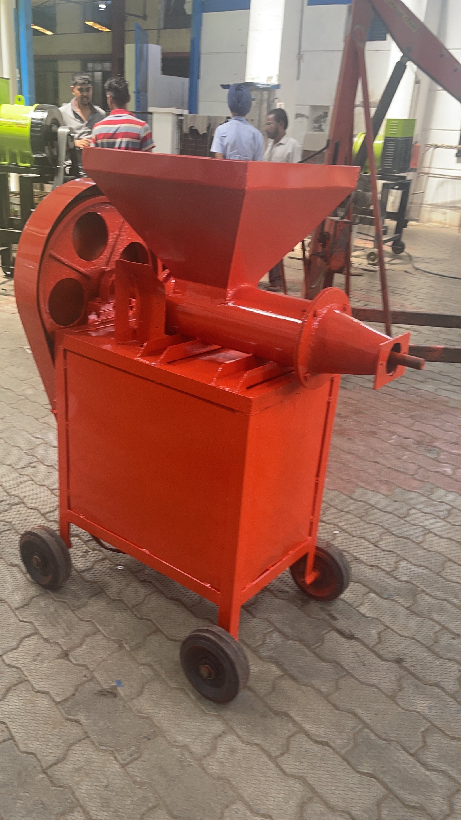 COW DUNG LOG MAKING MACHINE SEMI AUTOMATIC